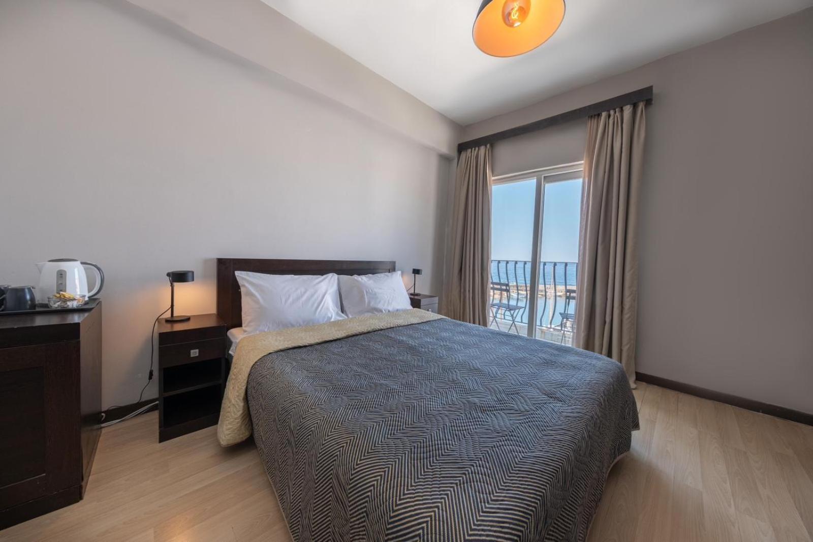Kyrenia British Harbour Hotel Bagian luar foto