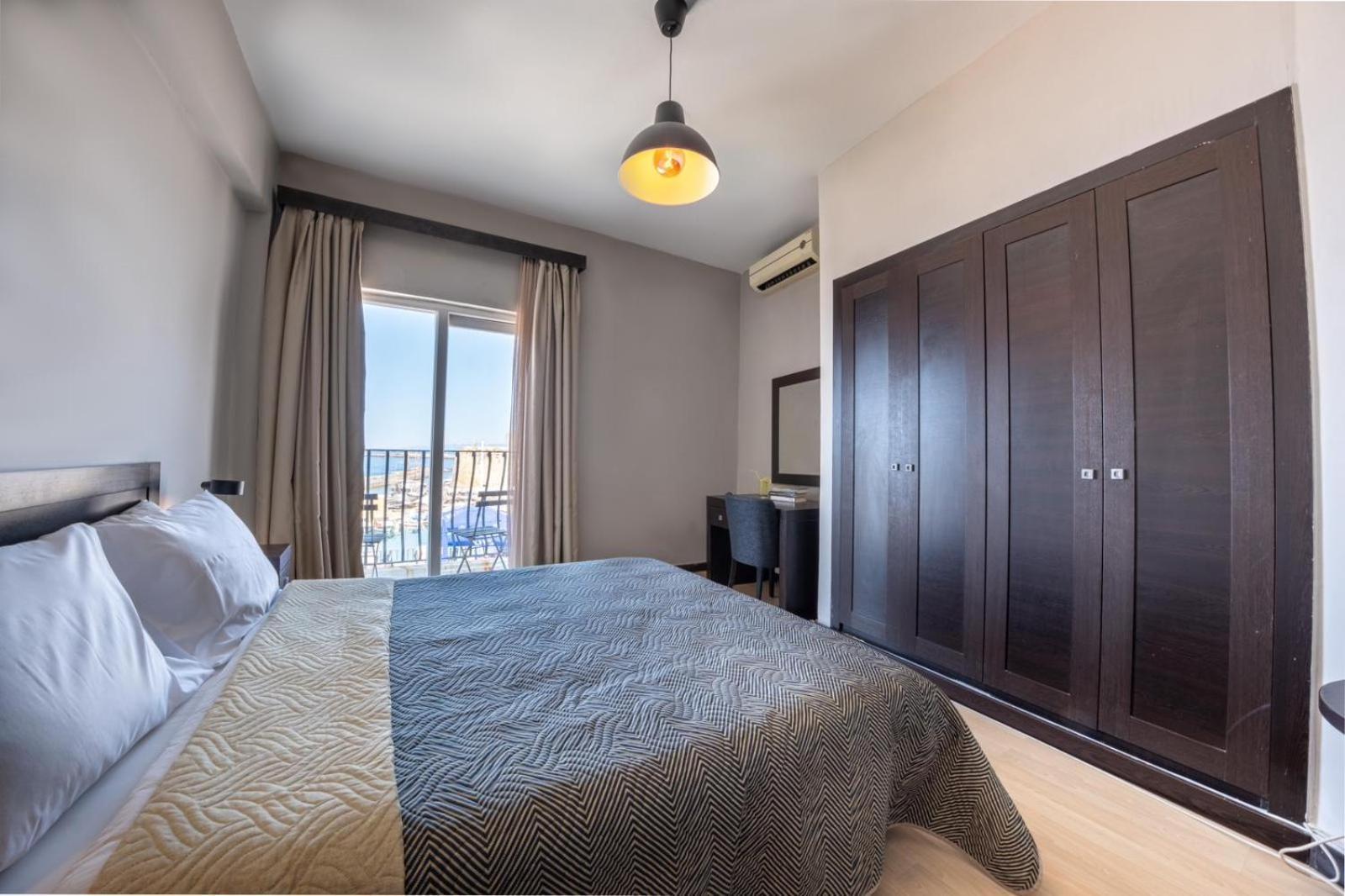 Kyrenia British Harbour Hotel Bagian luar foto