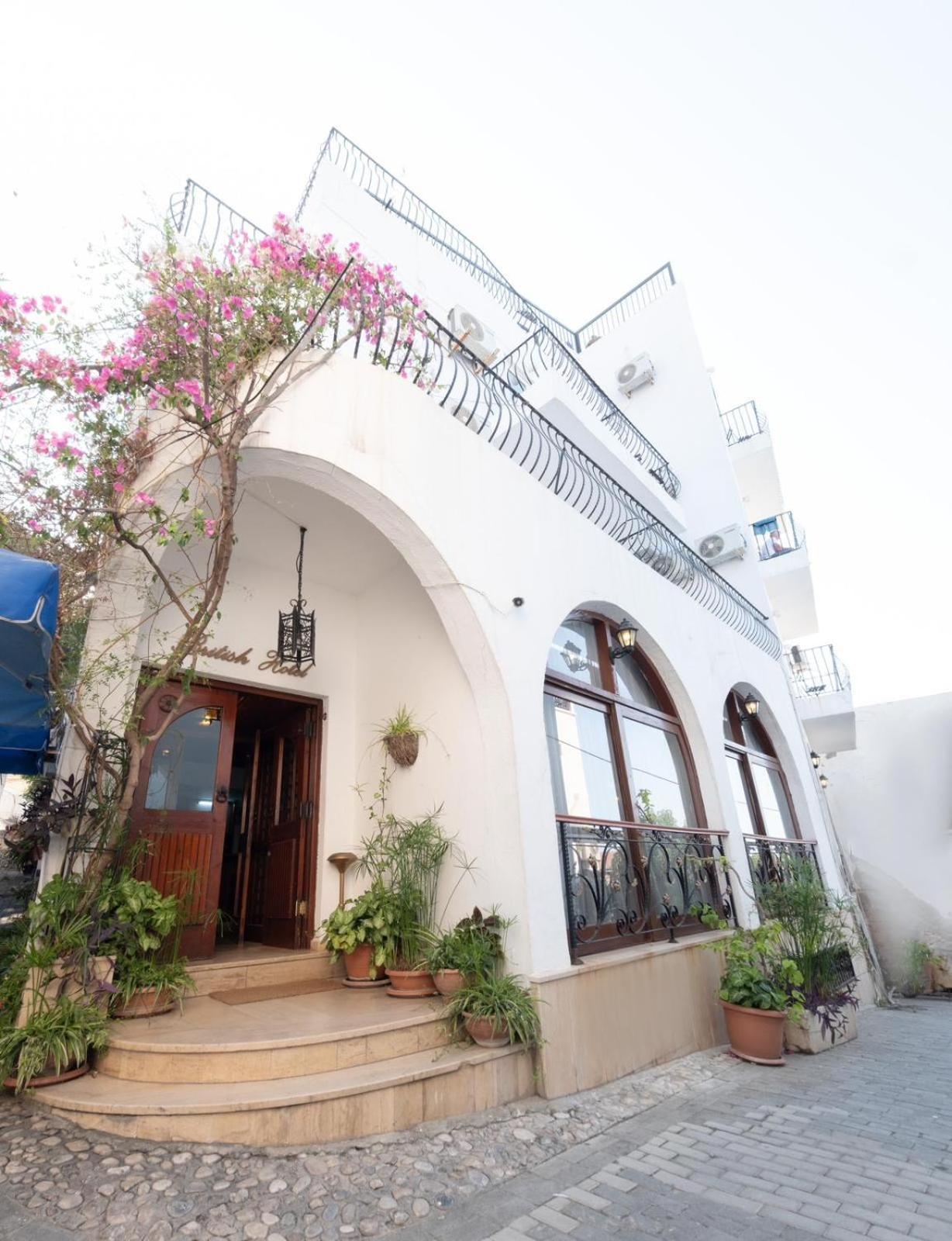 Kyrenia British Harbour Hotel Bagian luar foto