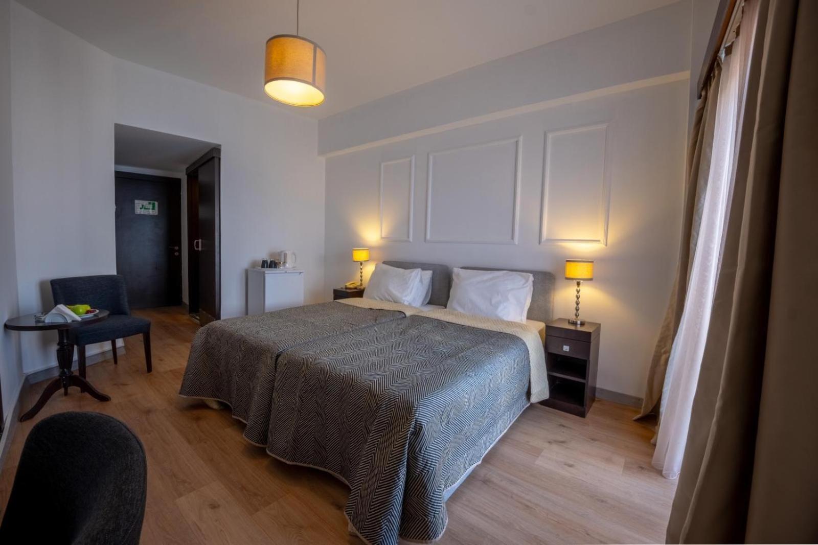 Kyrenia British Harbour Hotel Bagian luar foto