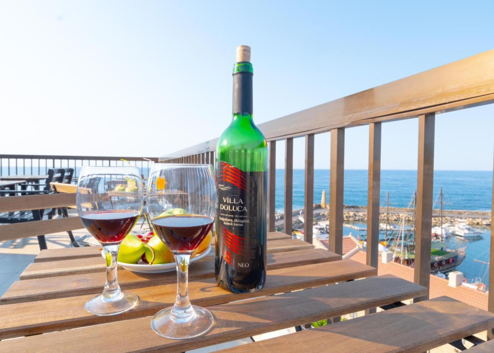 Kyrenia British Harbour Hotel Bagian luar foto