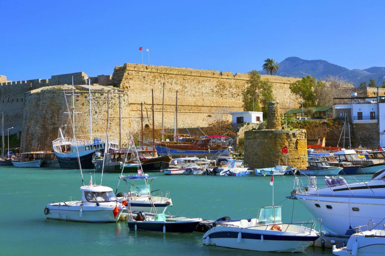 Kyrenia British Harbour Hotel Bagian luar foto