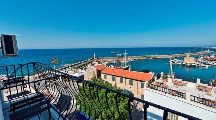 Kyrenia British Harbour Hotel Bagian luar foto