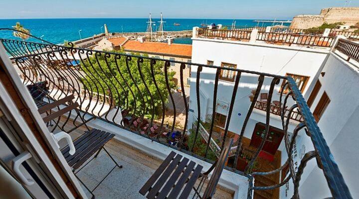 Kyrenia British Harbour Hotel Bagian luar foto