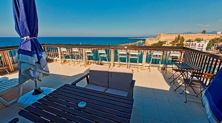 Kyrenia British Harbour Hotel Bagian luar foto